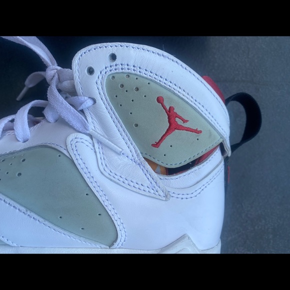Authentic Air Jordan 7 Retro Hare (2015) (GS) size 6.5Y fits a size 8 ladies - Picture 10 of 12